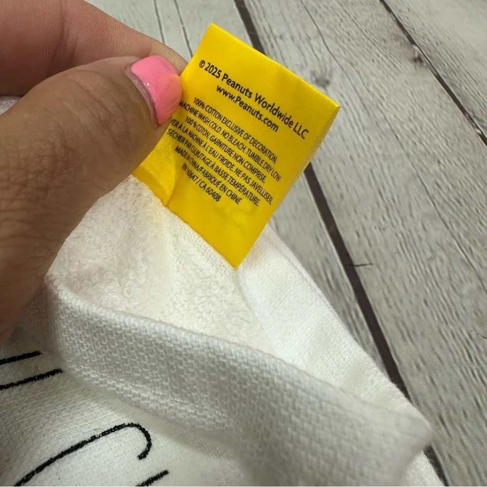 NWT Rae Dunn White & Peanuts collaboration kitchen Towel the sparkle is in you